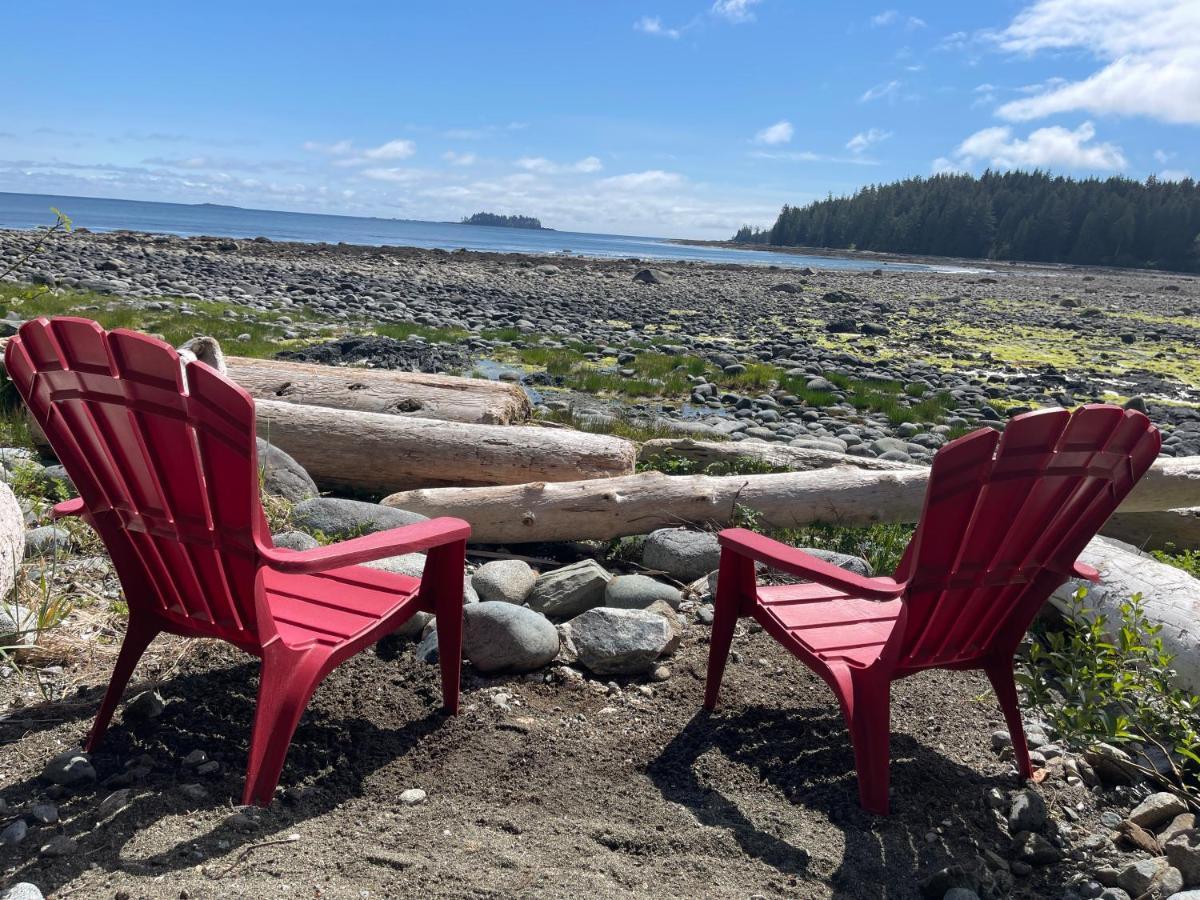 So Damn Lucky Glamping Hotel Ucluelet Eksteriør billede